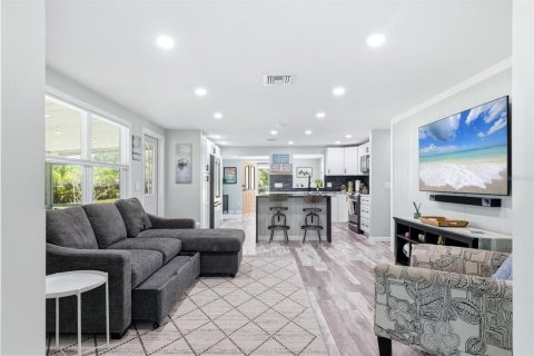 Villa ou maison à vendre à Sarasota, Floride: 2 chambres, 119.29 m2 № 2101263 - photo 17