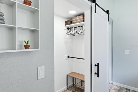 Villa ou maison à vendre à Sarasota, Floride: 2 chambres, 119.29 m2 № 2101263 - photo 30