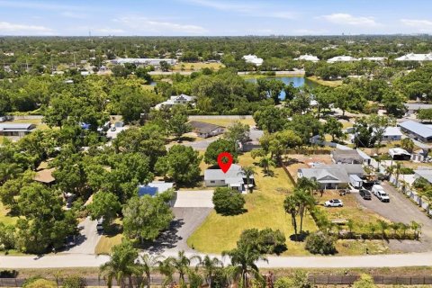 Villa ou maison à vendre à Sarasota, Floride: 2 chambres, 119.29 m2 № 2101263 - photo 8