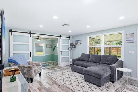 Villa ou maison à vendre à Sarasota, Floride: 2 chambres, 119.29 m2 № 2101263 - photo 15