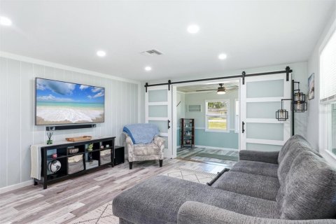 Villa ou maison à vendre à Sarasota, Floride: 2 chambres, 119.29 m2 № 2101263 - photo 14