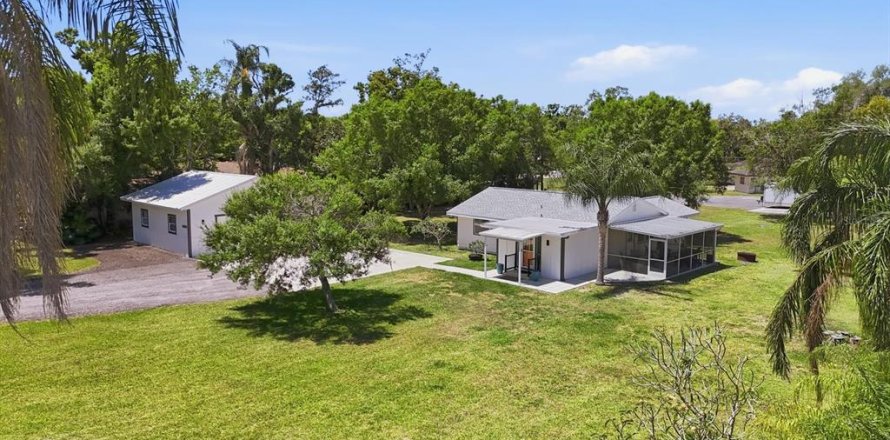 Villa ou maison à Sarasota, Floride 2 chambres, 119.29 m2 № 2101263