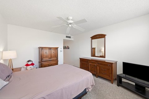Copropriété à vendre à Pompano Beach, Floride: 2 chambres, 99.59 m2 № 2087622 - photo 13