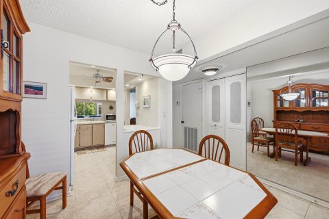 Copropriété à vendre à Pompano Beach, Floride: 2 chambres, 99.59 m2 № 2087622 - photo 6