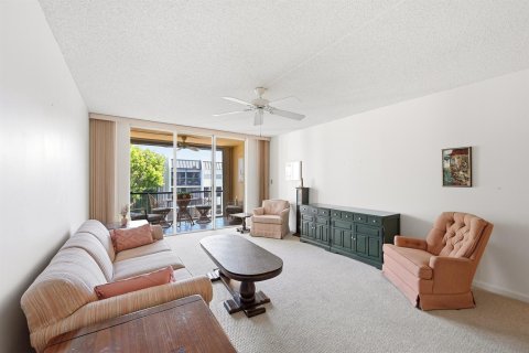 Copropriété à vendre à Pompano Beach, Floride: 2 chambres, 99.59 m2 № 2087622 - photo 2