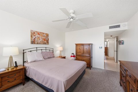 Copropriété à vendre à Pompano Beach, Floride: 2 chambres, 99.59 m2 № 2087622 - photo 12