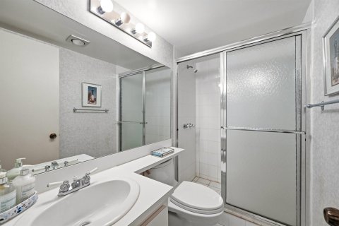 Copropriété à vendre à Pompano Beach, Floride: 2 chambres, 99.59 m2 № 2087622 - photo 18