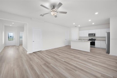 House in Babson Park, Florida 4 bedrooms, 168.25 sq.m. № 2132330 - photo 10