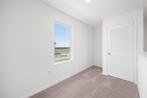 House in Babson Park, Florida 4 bedrooms, 168.25 sq.m. № 2132330 - photo 12