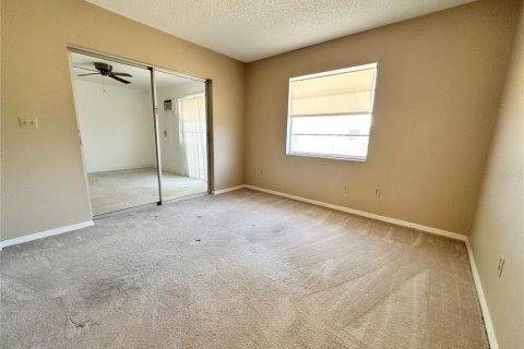 House in Sun City Center, Florida 3 bedrooms, 114.83 sq.m. № 1716912 - photo 14