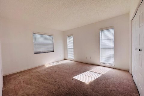 House in Sun City Center, Florida 3 bedrooms, 114.83 sq.m. № 1716912 - photo 10