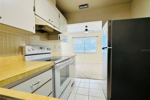 House in Sun City Center, Florida 3 bedrooms, 114.83 sq.m. № 1716912 - photo 8