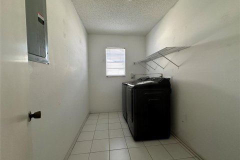 House in Sun City Center, Florida 3 bedrooms, 114.83 sq.m. № 1716912 - photo 17