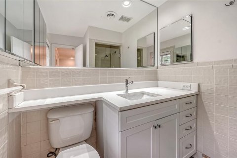 Villa ou maison à louer à Sarasota, Floride: 3 chambres, 209.59 m2 № 2391048 - photo 23