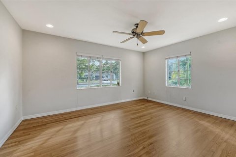 Villa ou maison à louer à Sarasota, Floride: 3 chambres, 209.59 m2 № 2391048 - photo 24
