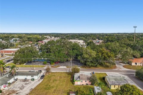 Propiedad comercial en venta en Brandon, Florida, 121.14 m2 № 2106304 - foto 8