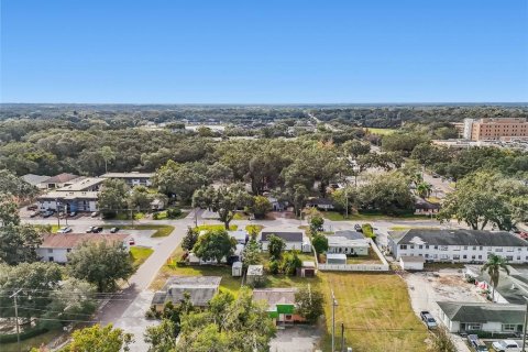 Propiedad comercial en venta en Brandon, Florida, 121.14 m2 № 2106304 - foto 14
