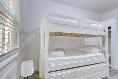 Immobilier commercial à vendre à Miami, Floride: 145.21 m2 № 2082738 - photo 20