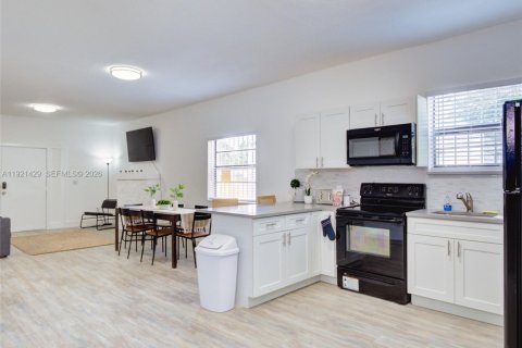 Immobilier commercial à vendre à Miami, Floride: 145.21 m2 № 2082738 - photo 30
