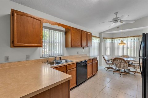 House in Lakeland, Florida 2 bedrooms, 109.53 sq.m. № 2212197 - photo 23