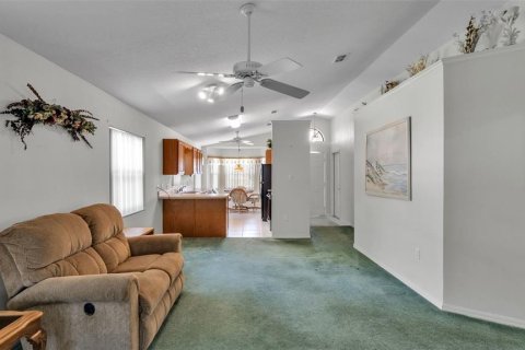 House in Lakeland, Florida 2 bedrooms, 109.53 sq.m. № 2212197 - photo 17
