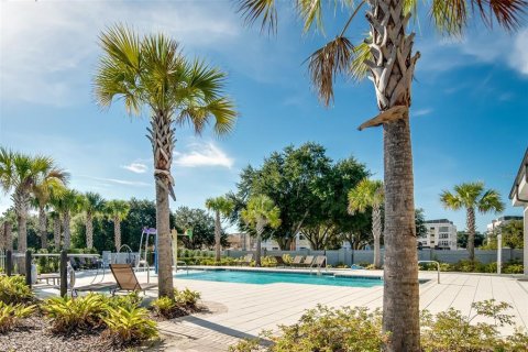 Townhouse in Davenport, Florida 4 bedrooms, 200.95 sq.m. № 2229340 - photo 28