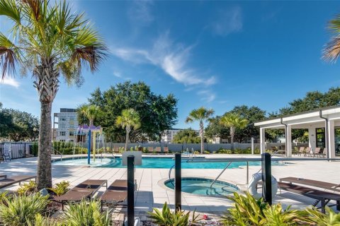 Townhouse in Davenport, Florida 4 bedrooms, 200.95 sq.m. № 2229340 - photo 27