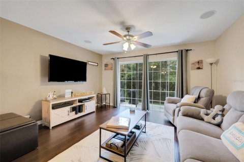Touwnhouse à vendre à Clearwater, Floride: 2 chambres, 106.47 m2 № 1899521 - photo 5