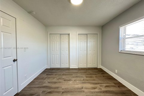 Apartamento en alquiler en Oakland Park, Florida, 1 dormitorio № 1998768 - foto 18