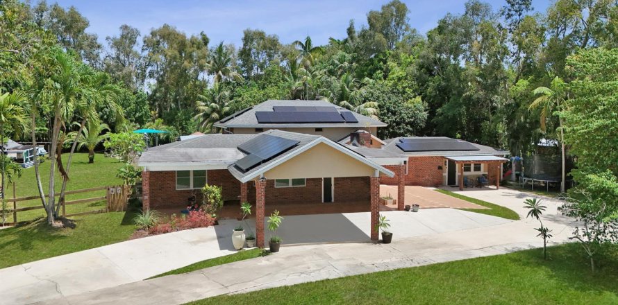 Casa en Davie, Florida 7 dormitorios, 500 m2 № 2243855