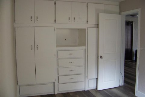 House in Clearwater, Florida 3 bedrooms, 69.12 sq.m. № 1717229 - photo 12