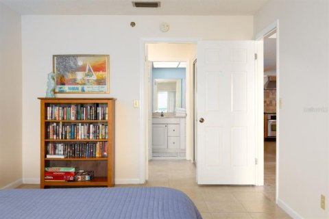 Condominio en venta en Indian Shores, Florida, 3 dormitorios, 132.39 m2 № 1835600 - foto 16