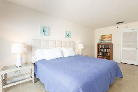 Condominio en venta en Indian Shores, Florida, 3 dormitorios, 132.39 m2 № 1835600 - foto 14