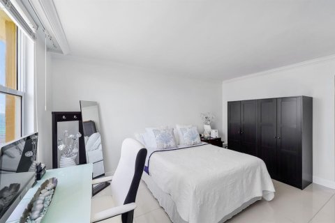 Condominio en venta en Hollywood, Florida, 1 dormitorio, 77.57 m2 № 2171880 - foto 26