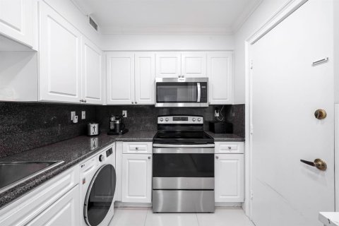 Condominio en venta en Hollywood, Florida, 1 dormitorio, 77.57 m2 № 2171880 - foto 5