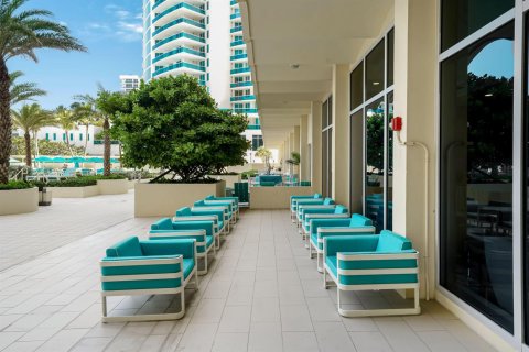 Condominio en venta en Hollywood, Florida, 1 dormitorio, 77.57 m2 № 2171880 - foto 28