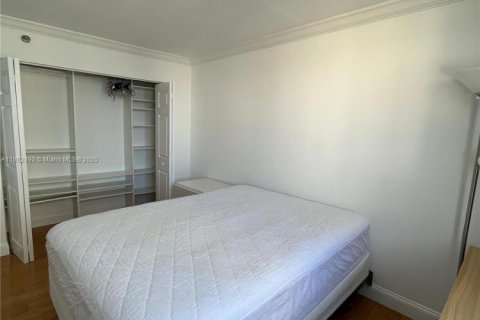 Copropriété à louer à Miami, Floride: 2 chambres, 91.51 m2 № 1927112 - photo 10