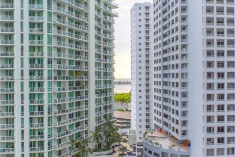 Copropriété à louer à Miami, Floride: 1 chambre, 65.12 m2 № 326492 - photo 17