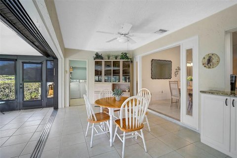 House in Nokomis, Florida 2 bedrooms, 131.83 sq.m. № 1508871 - photo 15
