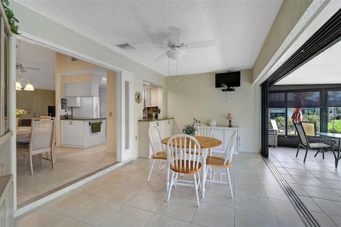 House in Nokomis, Florida 2 bedrooms, 131.83 sq.m. № 1508871 - photo 16