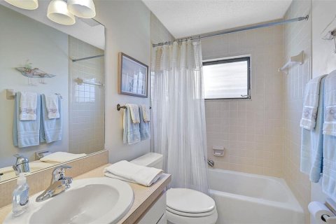 House in Nokomis, Florida 2 bedrooms, 131.83 sq.m. № 1508871 - photo 27