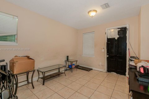 Купить виллу или дом в Майами, Флорида 3 спальни, № 2049893 - фото 11