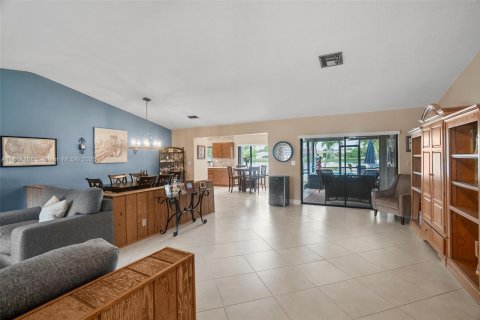 Villa ou maison à vendre à Sunrise, Floride: 3 chambres, 187.11 m2 № 1774521 - photo 6
