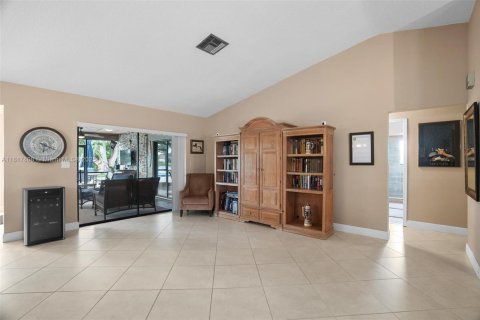 Villa ou maison à vendre à Sunrise, Floride: 3 chambres, 187.11 m2 № 1774521 - photo 9