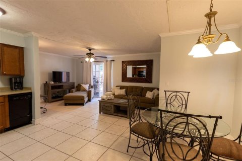 Propiedad comercial en venta en Holmes Beach, Florida, 10 dormitorios, 459.31 m2 № 1020852 - foto 7