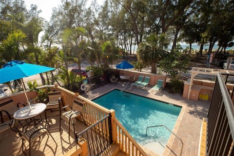 Propiedad comercial en venta en Holmes Beach, Florida, 10 dormitorios, 459.31 m2 № 1020852 - foto 6