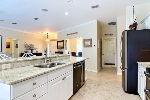 Villa ou maison à vendre à New Smyrna Beach, Floride: 3 chambres, 196.4 m2 № 2102058 - photo 22