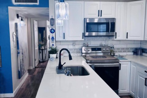 Condo in Delray Beach, Florida, 2 bedrooms  № 2363685
