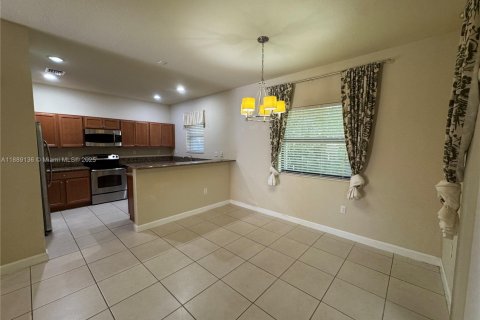Casa en venta en Cutler Bay, Florida, 3 dormitorios, 182.83 m2 № 1941131 - foto 8