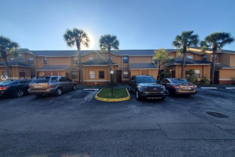 Copropriété à vendre à Lauderhill, Floride: 2 chambres, 91.04 m2 № 2033657 - photo 17